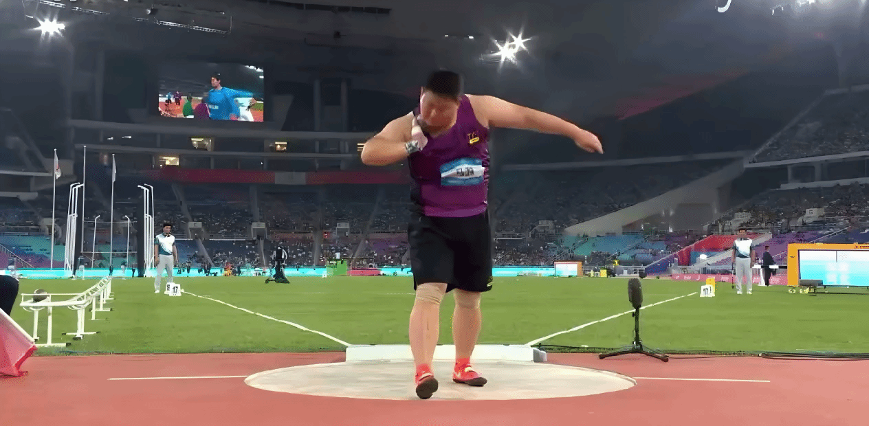 我校学生马越刷新个人最好成绩并夺得第十五届全运会女子铅球铜牌